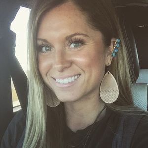 Meet your Posher, Blaine